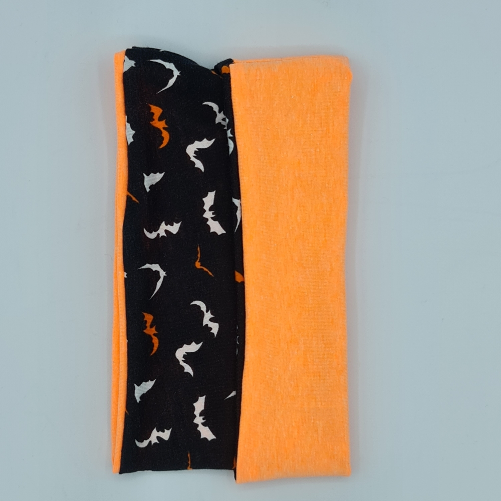 Halloween Loop für Hunde schwarz mit orangenen & weißen Fledermäusen